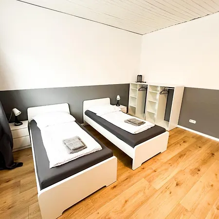 Krefeld House - 20 Min To Dus Airport & Messe Apartment Exterior photo