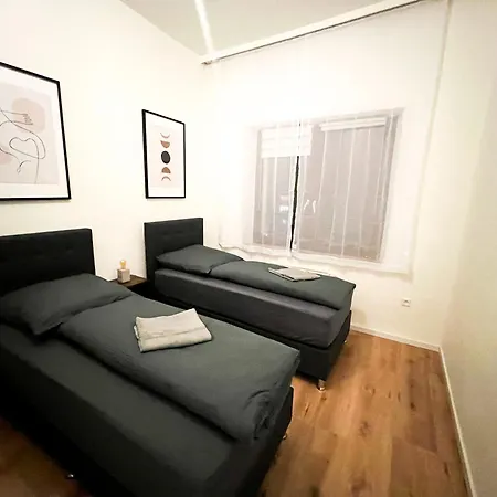 Krefeld House - 20 Min To Dus Airport & Messe Apartment Exterior photo